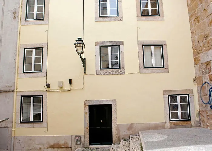 Old Fence - By Mayoral Apartment