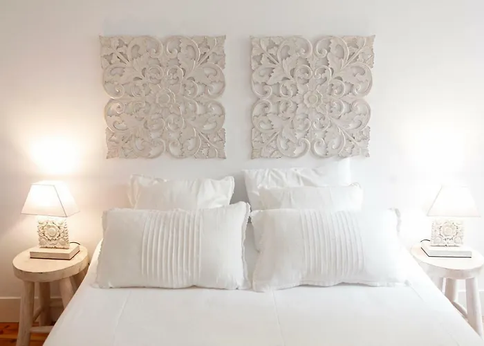 Old Fence - By Mayoral Lisbon